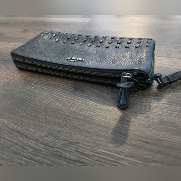 Coach Lacquer Rivets Double Zip Pebble Leather Wallet 54709 Black - Picture 5 of 6